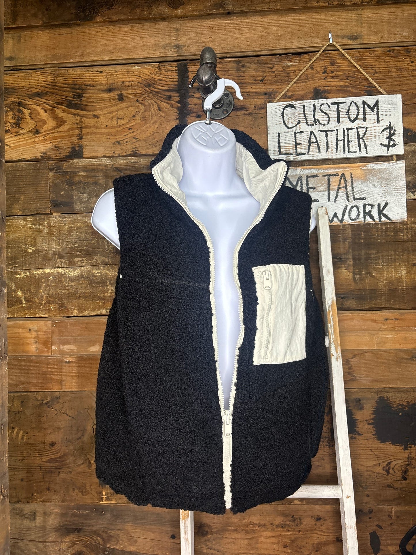 dual fleece zipper vest