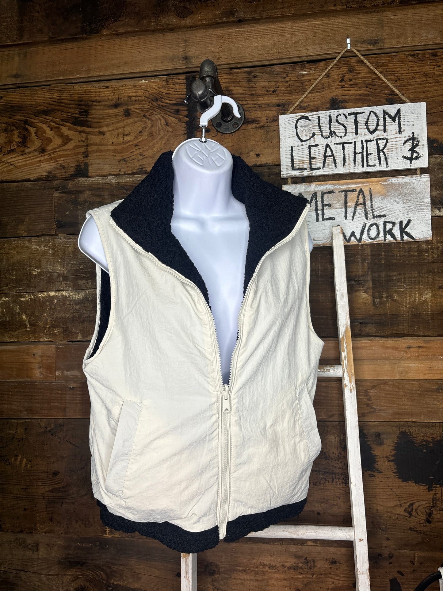 dual fleece zipper vest